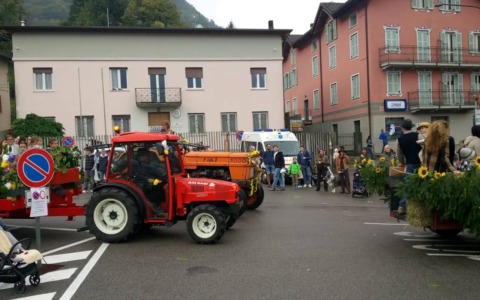 Introbio celebra il mondo agricolo: buona partecipazione alla Festa del Ringraziamento