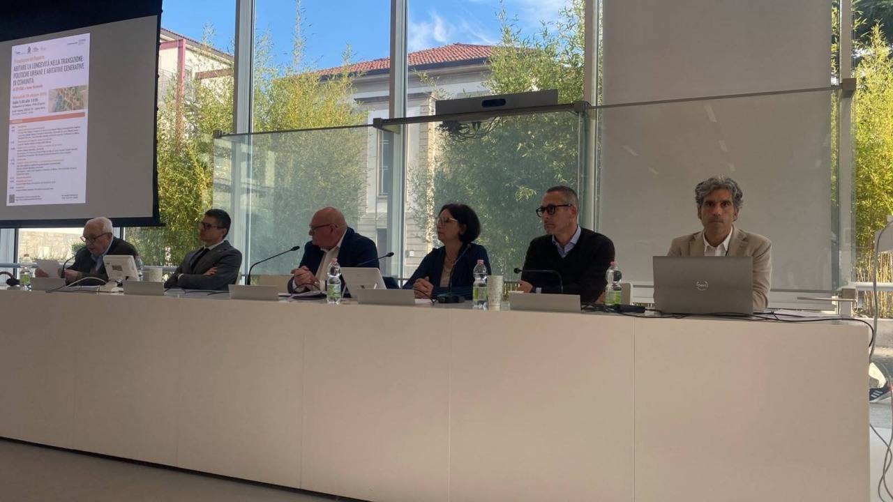 Invecchiamento della popolazione, presentato il rapporto “Abitare la longevità nella transizione”