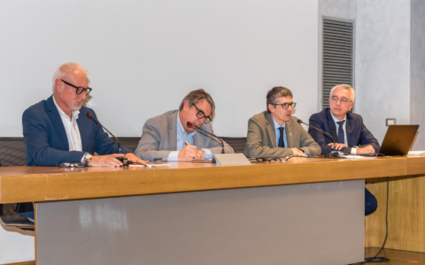 Silea e Lario Reti Holding, i Civici rilanciano l’aggregazione: «Più servizi e costi contenuti»
