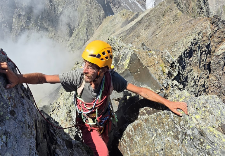 Le montagne viste dalla Luna: al Rifugio Bietti il viaggio africano di Michele Piatti tra alpinismo, storia e memoria