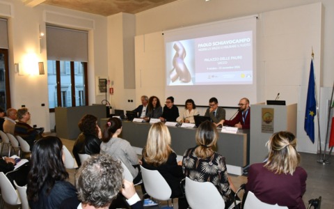 Paolo Schiavocampo, a Lecco la mostra che esplora lo spazio e il vuoto