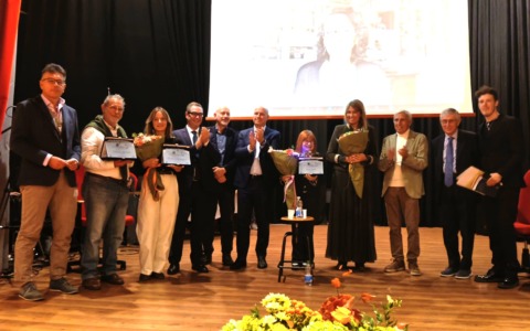 Premio Manzoni, Piera Ventre trionfa con «Stella randagia»
