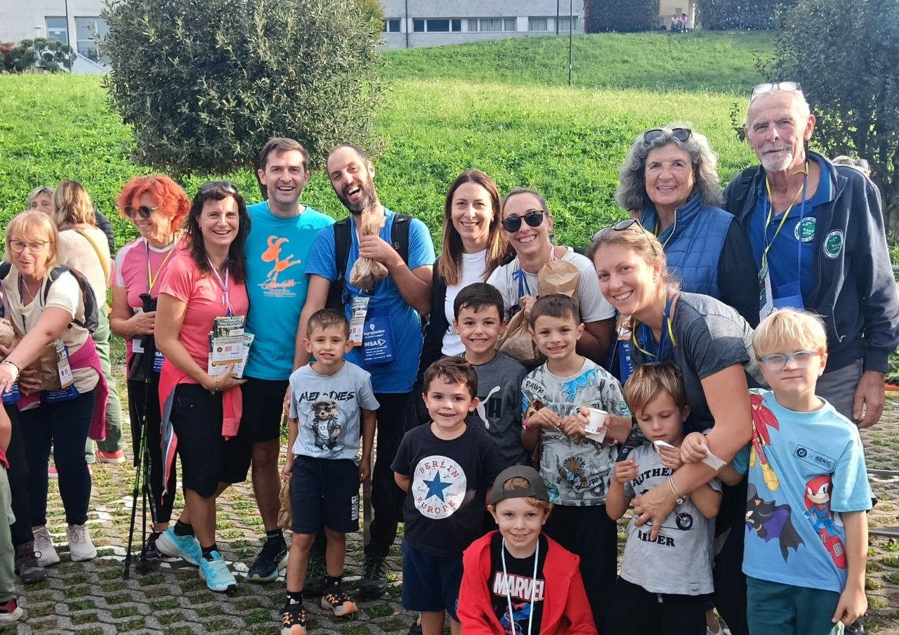 Valgreghentino, mille persone per “Tra sentieri e sapori”: successo per la decima edizione