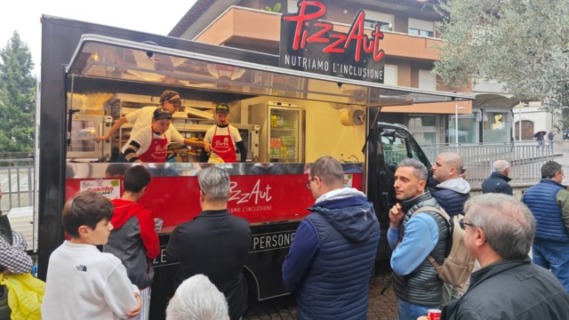 Festa de Galbiàa: un successo la 379esima edizione, apprezzata la novità del food truck di PizzAut