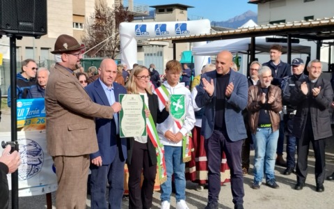 Taglio del nastro al Fierone di Oggiono: riconoscimento da Regione Lombardia e dalla Unpli per la 411esima edizione