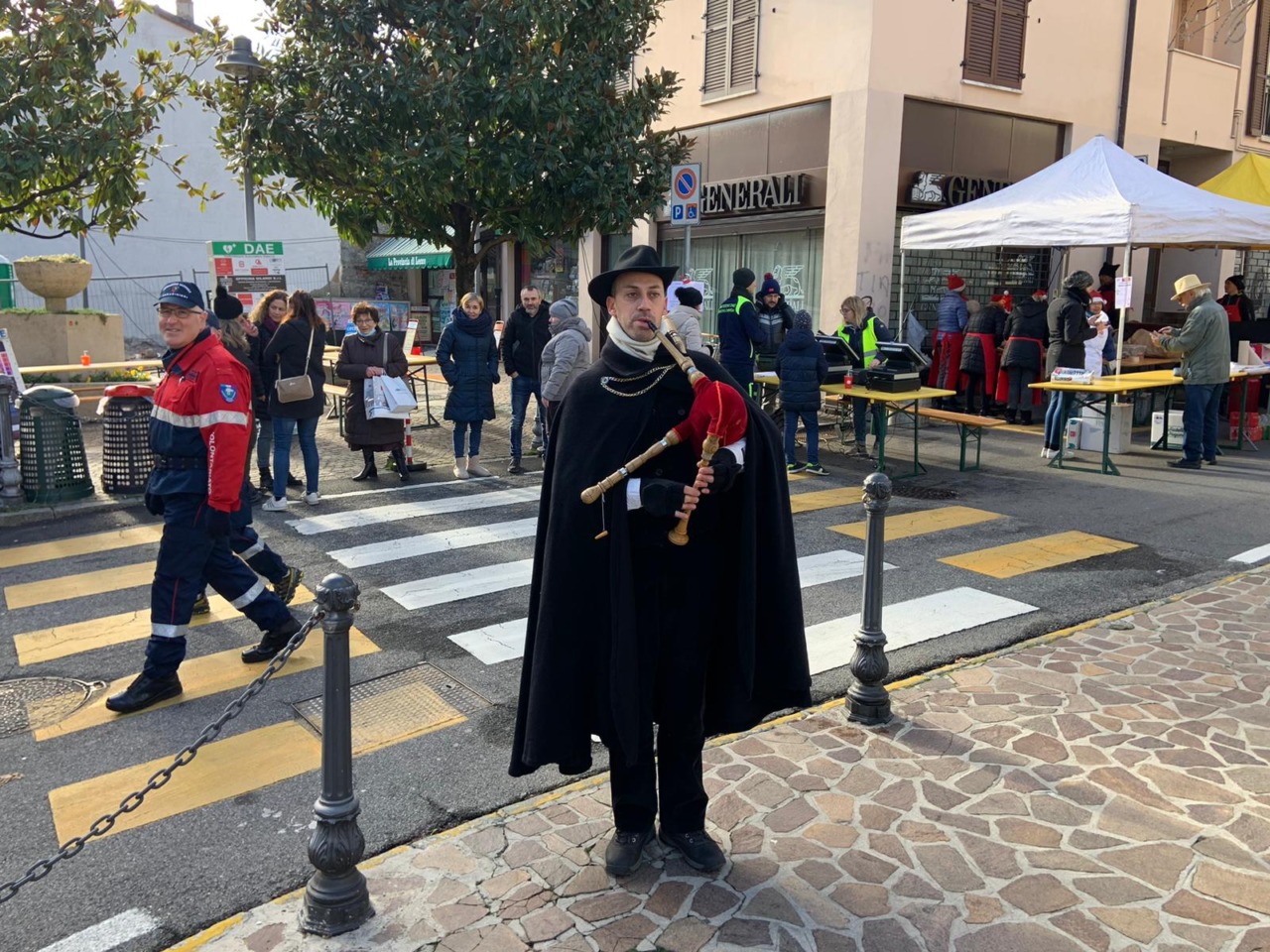 Olginate prepara il Natale e cerca sponsor per accendere la festa