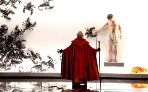 “Il nome della rosa” arriva al cinema: a Lecco l’opera di Filidei dalla Scala